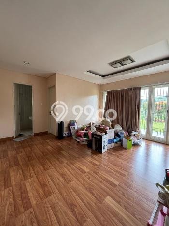 SIAP HUNI! Rumah Strategis area , LT 548m2m² LB 500m2m² SIAP HUNI! Rumah Strategis area , LT 548m2m² LB 500m2m²
