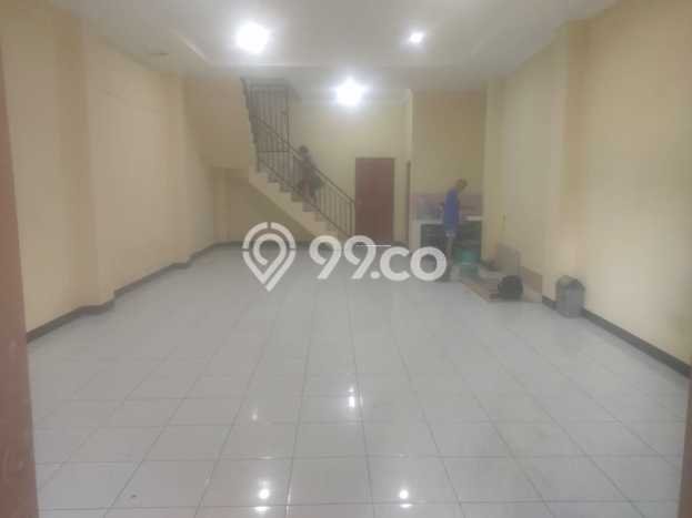 For Rent Ruko di Sarijadi, Luas 73m², Area Bisnis For Rent Ruko di Sarijadi, Luas 73m², Area Bisnis