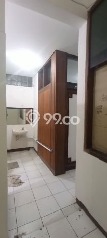 LOKASI STRATEGIS! Komersial For Rent di , Luas 115m2m², Area Bisnis LOKASI STRATEGIS! Komersial For Rent di , Luas 115m2m², Area Bisnis