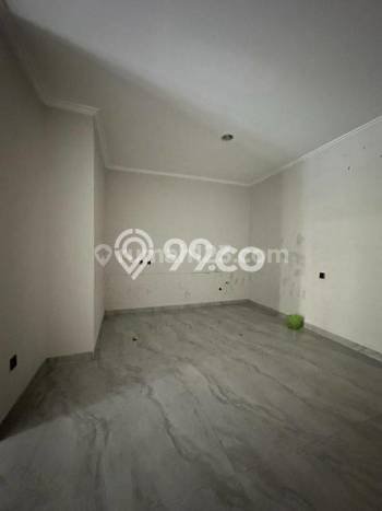 Dijual Rumah Strategis Bagus Punya 3 KT di Green Lake City Jakarta Barat SHM Dijual Rumah Strategis Bagus Punya 3 KT di Green Lake City Jakarta Barat SHM