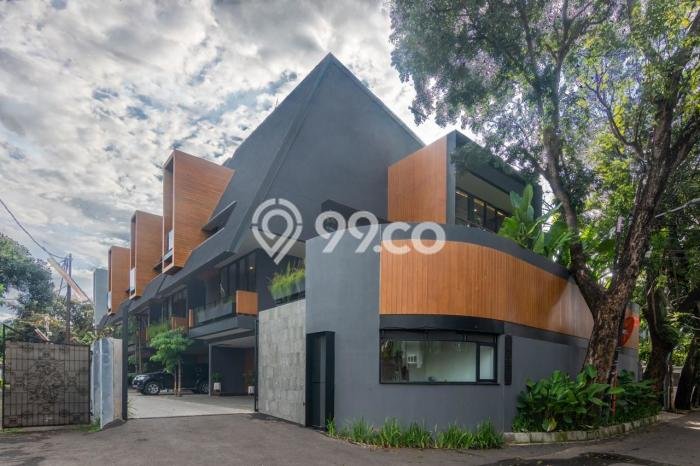 Rumah Elit Modern Tanpa Renovasi di Kemang Jakarta Selatan Rumah Elit Modern Tanpa Renovasi di Kemang Jakarta Selatan