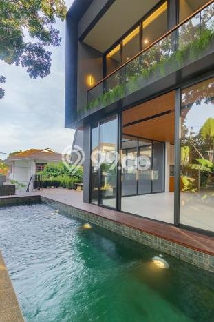 Rumah Elit Modern Tanpa Renovasi di Kemang Jakarta Selatan Rumah Elit Modern Tanpa Renovasi di Kemang Jakarta Selatan
