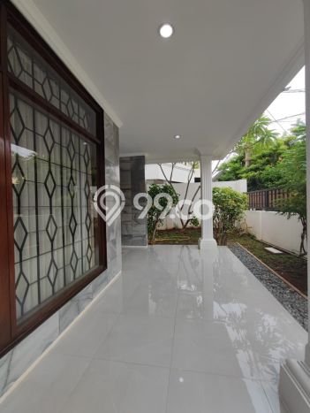 Rumah Luxury Modern Siap Huni di Antasari Jakarta Selatan Rumah Luxury Modern Siap Huni di Antasari Jakarta Selatan