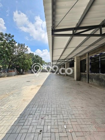 Area Ramai! Gudang Dijual di Cilandak untuk Bisnis Luas Bangunan 2200m2 Area Ramai! Gudang Dijual di Cilandak untuk Bisnis Luas Bangunan 2200m2