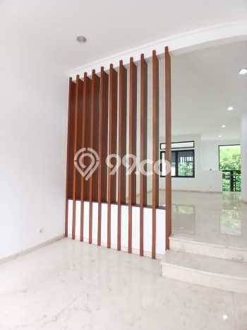 Rumah Elit LB 350m2 Siap Huni Desain Elegan di Ragunan, Jakarta Selatan Rumah Elit LB 350m2 Siap Huni Desain Elegan di Ragunan, Jakarta Selatan