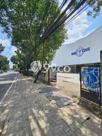 Area Ramai! Gudang Dijual di Cilandak untuk Bisnis Luas Bangunan 2200m2 Area Ramai! Gudang Dijual di Cilandak untuk Bisnis Luas Bangunan 2200m2