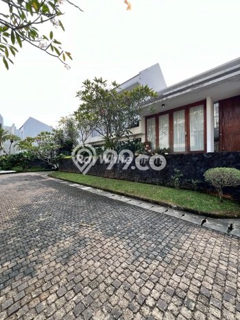 Rumah kawasan Kemang, Jakarta Selatan, LT 375m² LB 500m² Rumah kawasan Kemang, Jakarta Selatan, LT 375m² LB 500m²