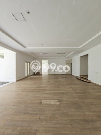 Rumah Elit LB 1800m2 Siap Huni Desain Elegan di Pondok Indah, Jakarta Selatan Rumah Elit LB 1800m2 Siap Huni Desain Elegan di Pondok Indah, Jakarta Selatan