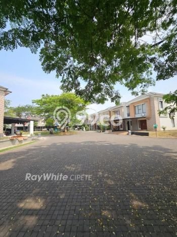 BEST INVESTMENT! Rumah di Bekasi, Luas 198m² Bangunan 350m² BEST INVESTMENT! Rumah di Bekasi, Luas 198m² Bangunan 350m²