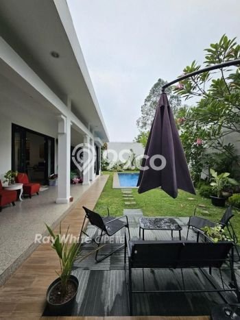 Rumah Terawat LT 696m² / LB 643m² di Lokasi Premium Cipete, Jakarta Selatan Rumah Terawat LT 696m² / LB 643m² di Lokasi Premium Cipete, Jakarta Selatan