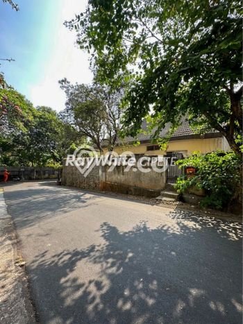 HARGA MENARIK! Tanah di Cipete, Luas 310m², Area Asri, Bebas Banjir HARGA MENARIK! Tanah di Cipete, Luas 310m², Area Asri, Bebas Banjir