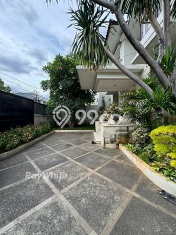 Rumah Lingkungan Nyaman di Kemang, Jakarta Selatan, Luas 540m² LB 450m² Rumah Lingkungan Nyaman di Kemang, Jakarta Selatan, Luas 540m² LB 450m²
