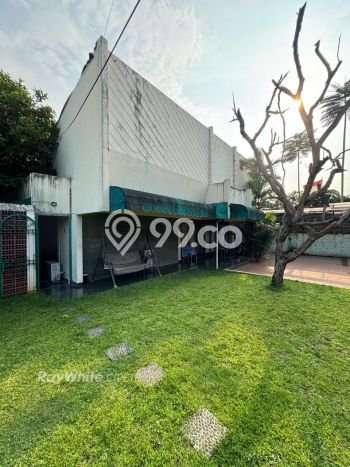 DIJUAL CEPAT! Rumah Premium area Cipete, Jakarta Selatan, LT 705m² LB 400m² Bisa Nego! DIJUAL CEPAT! Rumah Premium area Cipete, Jakarta Selatan, LT 705m² LB 400m² Bisa Nego!