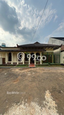 Dijual Rumah Luas Elegan Dengan View Eksklusif di Cipete, Jakarta Selatan Dijual Rumah Luas Elegan Dengan View Eksklusif di Cipete, Jakarta Selatan