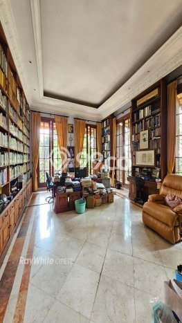 Hunian Eksklusif Dijual LT 7246m2 di Cilandak, Jakarta Selatan Hunian Eksklusif Dijual LT 7246m2 di Cilandak, Jakarta Selatan