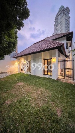 Rumah Mewah LB 345m2 Siap Pakai Desain Elegan di Permata Hijau, Jakarta Selatan Rumah Mewah LB 345m2 Siap Pakai Desain Elegan di Permata Hijau, Jakarta Selatan