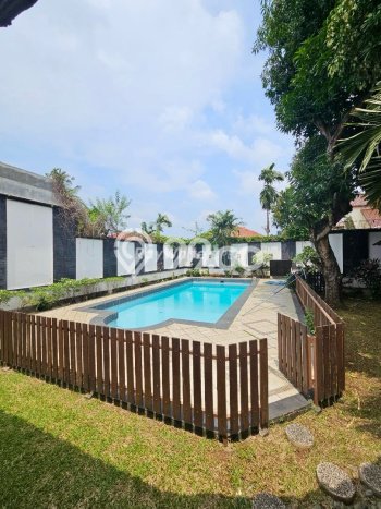 Rumah Luxury Modern Tanpa Renovasi di Ampera Jakarta Selatan Rumah Luxury Modern Tanpa Renovasi di Ampera Jakarta Selatan