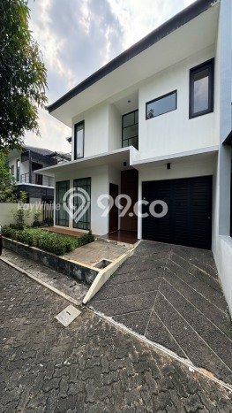 Rumah EXCLUSIVE! di Cilandak, Jakarta Selatan, LT 188m² Bangunan 270m², BISA KPR Rumah EXCLUSIVE! di Cilandak, Jakarta Selatan, LT 188m² Bangunan 270m², BISA KPR