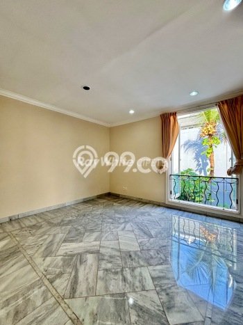 Siap Huni Hunian Elit 5 Kamar di Kebayoran Baru Dekat ke Mana Saja Siap Huni Hunian Elit 5 Kamar di Kebayoran Baru Dekat ke Mana Saja