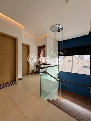 Hot Offer Hunian Mewah Ideal dan Luas di Kebayoran Lama, Jakarta Selatan Hot Offer Hunian Mewah Ideal dan Luas di Kebayoran Lama, Jakarta Selatan