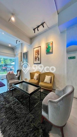 FOR SALE! Kantor di Kebayoran Baru Jakarta Selatan, LT 610m2, LB 1084m2 FOR SALE! Kantor di Kebayoran Baru Jakarta Selatan, LT 610m2, LB 1084m2
