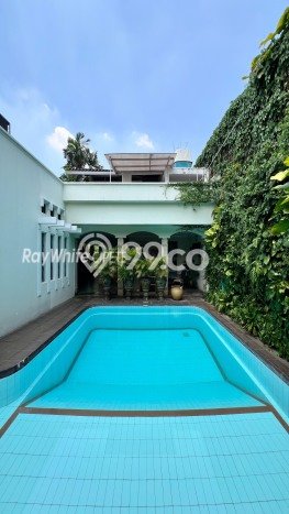 Ready to Use! Premium House LT 1012m2 Desain Modern di Kemang Ready to Use! Premium House LT 1012m2 Desain Modern di Kemang