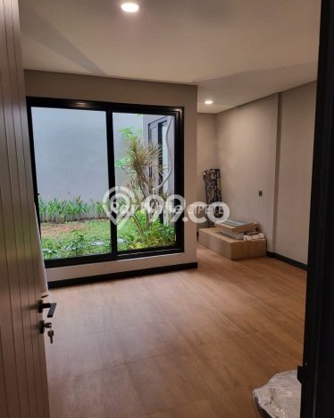Siap Huni Hunian Elit 4 Kamar di BSD Dekat ke Mana Saja Siap Huni Hunian Elit 4 Kamar di BSD Dekat ke Mana Saja