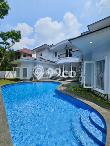Jual Cepat Rumah dengan 4 Kamar Tidur dan 4 Kamar Mandi di Area Pondok Indah, Jakarta Selatan Jual Cepat Rumah dengan 4 Kamar Tidur dan 4 Kamar Mandi di Area Pondok Indah, Jakarta Selatan