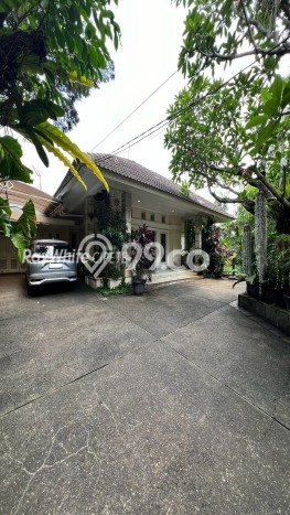 Ready to Use! Premium House LT 1012m2 Desain Modern di Kemang Ready to Use! Premium House LT 1012m2 Desain Modern di Kemang