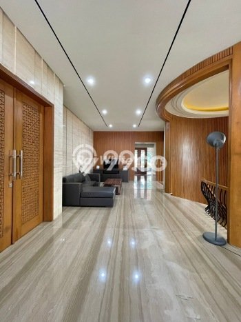 Jual Rumah Mewah Megah Dengan View Eksklusif di Pondok Indah, Jakarta Selatan Jual Rumah Mewah Megah Dengan View Eksklusif di Pondok Indah, Jakarta Selatan
