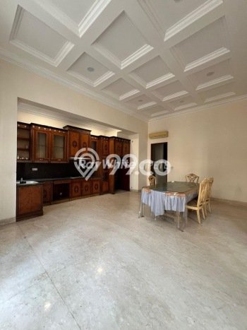 Dijual Rumah Luas Elegan Dengan View Eksklusif di Kuningan, Jakarta Selatan Dijual Rumah Luas Elegan Dengan View Eksklusif di Kuningan, Jakarta Selatan