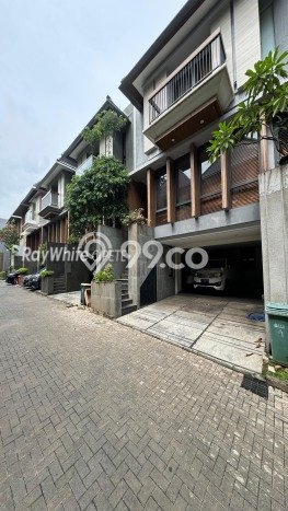 Rumah di Kawasan Cipete, Area Elite 4 KT Rumah di Kawasan Cipete, Area Elite 4 KT