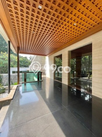 Jual Rumah Mewah Megah Dengan View Eksklusif di Pondok Indah, Jakarta Selatan Jual Rumah Mewah Megah Dengan View Eksklusif di Pondok Indah, Jakarta Selatan