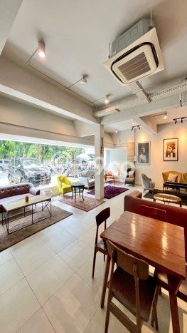 FOR SALE! Kantor di Kebayoran Baru Jakarta Selatan, LT 610m2, LB 1084m2 FOR SALE! Kantor di Kebayoran Baru Jakarta Selatan, LT 610m2, LB 1084m2
