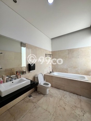 Rumah kawasan Kemang, Jakarta Selatan, LT 375m² LB 500m² Rumah kawasan Kemang, Jakarta Selatan, LT 375m² LB 500m²