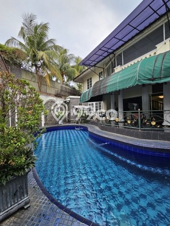 Rumah Elit Modern Siap Huni di Kemang Jakarta Selatan Rumah Elit Modern Siap Huni di Kemang Jakarta Selatan