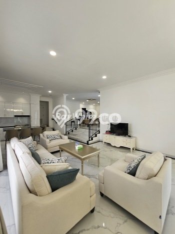 Jual Cepat Rumah dengan 4 Kamar Tidur dan 4 Kamar Mandi di Area Pondok Indah, Jakarta Selatan Jual Cepat Rumah dengan 4 Kamar Tidur dan 4 Kamar Mandi di Area Pondok Indah, Jakarta Selatan