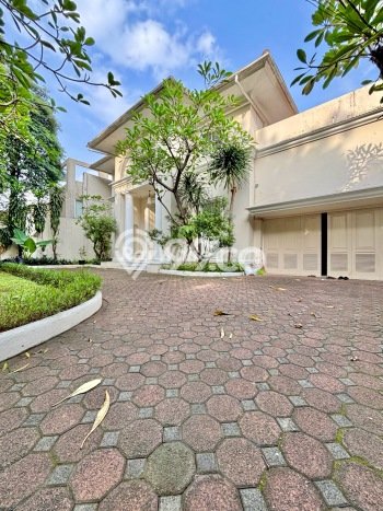 Siap Huni Hunian Elit 5 Kamar di Kebayoran Baru Dekat ke Mana Saja Siap Huni Hunian Elit 5 Kamar di Kebayoran Baru Dekat ke Mana Saja