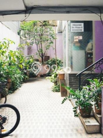 LOKASI STRATEGIS! Ruko di Tanah Abang, Luas 1118m², Pusat Komersial, Jalan Utama LOKASI STRATEGIS! Ruko di Tanah Abang, Luas 1118m², Pusat Komersial, Jalan Utama