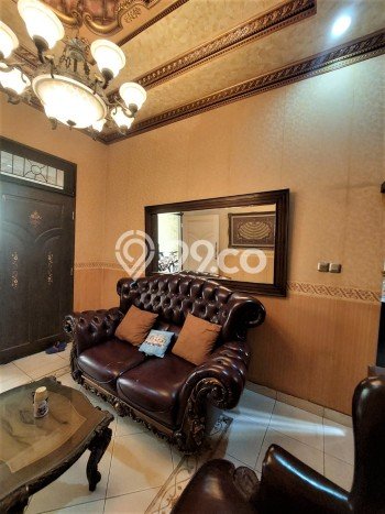 Ready to Use! Premium House LT 263m2 Desain Elegan di Cipete Ready to Use! Premium House LT 263m2 Desain Elegan di Cipete