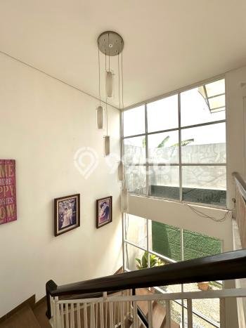 Hunian Mewah LB 300m2 Siap Pakai Desain Elegan di Lebak Bulus, Jakarta Selatan Hunian Mewah LB 300m2 Siap Pakai Desain Elegan di Lebak Bulus, Jakarta Selatan