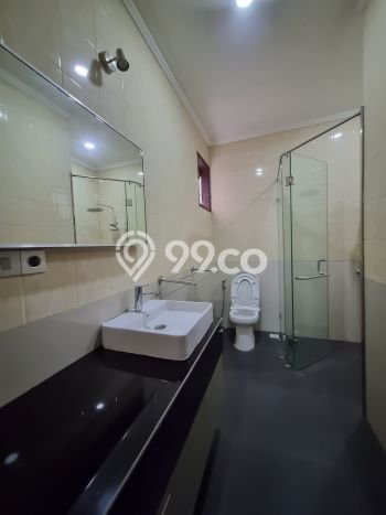 Rumah Kontrakan Jakarta Selatan LT 337m2 LB 320m2 Area Fatmawati Rumah Kontrakan Jakarta Selatan LT 337m2 LB 320m2 Area Fatmawati