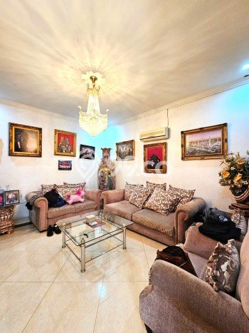 Siap Huni Rumah Mewah 5 Kamar di Kebayoran Baru Dekat ke Mana Saja Siap Huni Rumah Mewah 5 Kamar di Kebayoran Baru Dekat ke Mana Saja