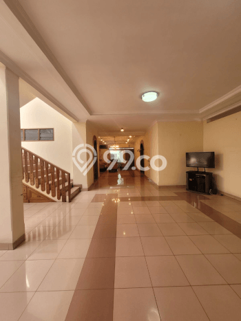 Ready to Use! Luxury House LT 1037m2 Desain Modern di Lebak Bulus Ready to Use! Luxury House LT 1037m2 Desain Modern di Lebak Bulus