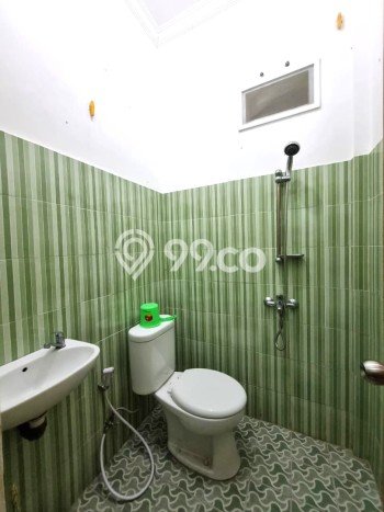 Rumah Mewah Siap Huni LT 680m2 di Beji, Depok Rumah Mewah Siap Huni LT 680m2 di Beji, Depok