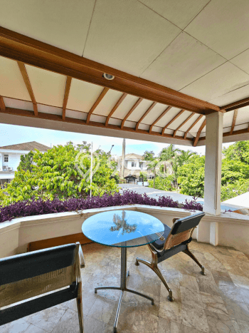 Rumah Luxury Modern Tanpa Renovasi di Lebak Bulus Jakarta Selatan Rumah Luxury Modern Tanpa Renovasi di Lebak Bulus Jakarta Selatan
