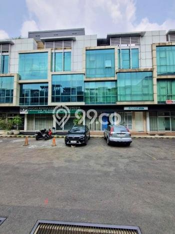 Ruko Lokasi Premium di Fatmawati, Luas 350m², Jalan Utama Ruko Lokasi Premium di Fatmawati, Luas 350m², Jalan Utama