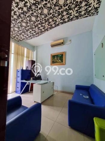 Ruko Lokasi Premium di Fatmawati, Luas 350m², Jalan Utama Ruko Lokasi Premium di Fatmawati, Luas 350m², Jalan Utama