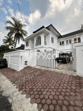 Dijual Rumah Mewah Elegan Dengan View Cantik di Kemang, Jakarta Selatan Dijual Rumah Mewah Elegan Dengan View Cantik di Kemang, Jakarta Selatan