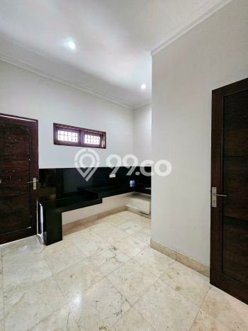 For Sale! Premium House LT 145m2 Desain Modern di Lebak Bulus For Sale! Premium House LT 145m2 Desain Modern di Lebak Bulus